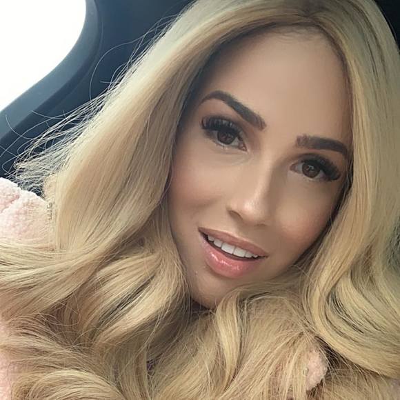 Meet your Posher, Leah - Picture 1 of 1